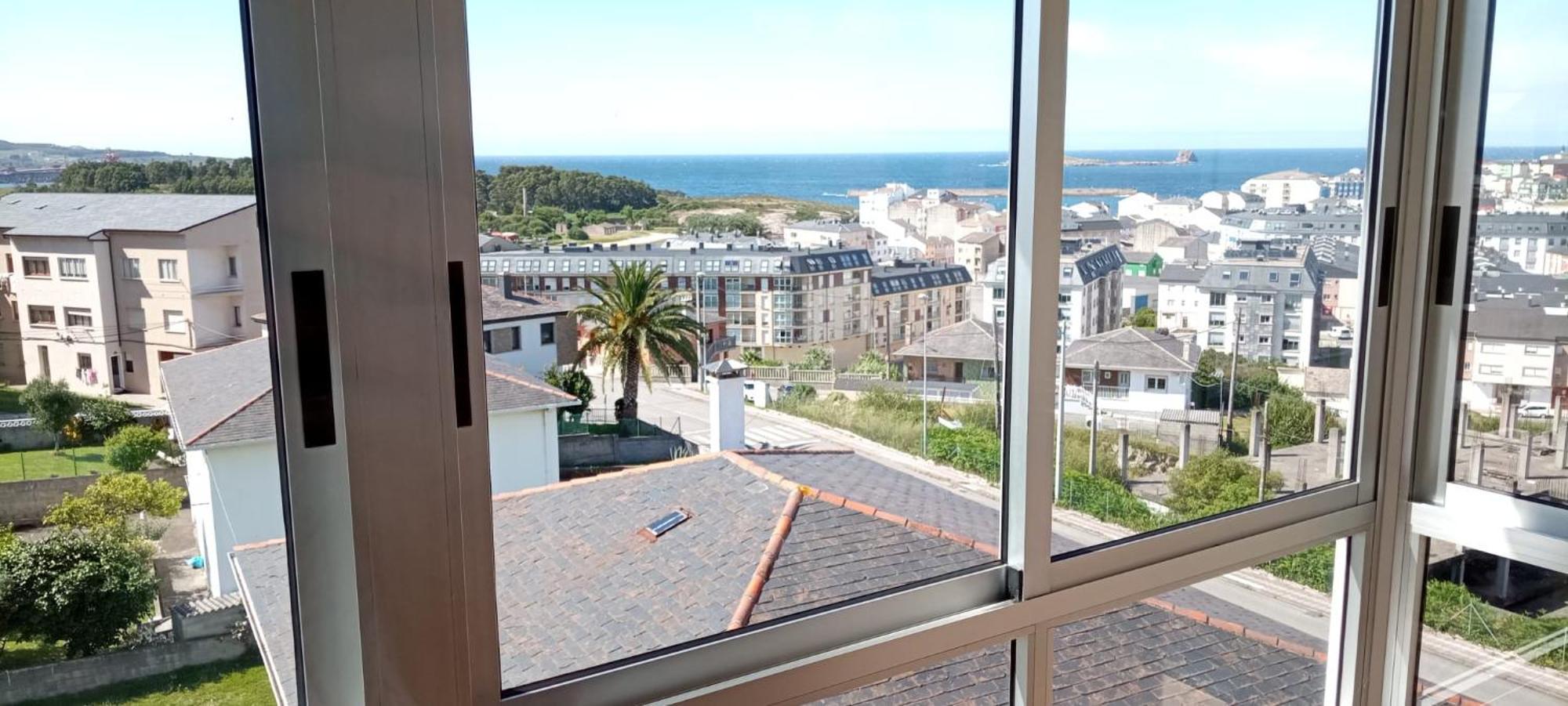 Ferienwohnung Ensan Ciprian Con Vistas Al Mar Cervo  Exterior foto